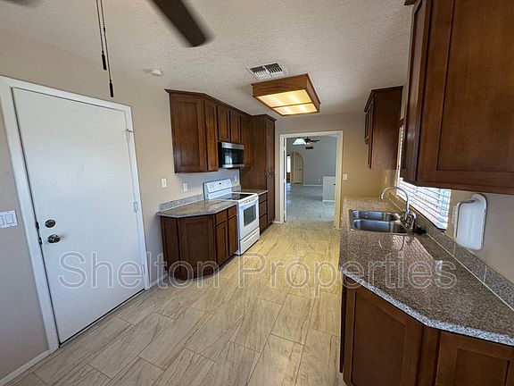 3rd image of 7328 W Cherry Hills Dr