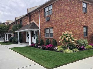 2382 Bedford Ave APT B, Bellmore, NY 11710