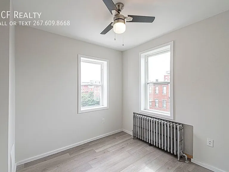 825 S 12th St — Photo 14