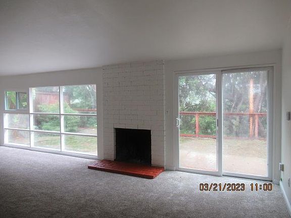 5th image of 9183 Overton Ave