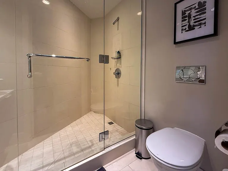 1111 Alberni St #3309 — Photo 30