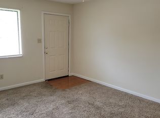 1816 Fieldcrest Cir #8, Johnson City, TN 37604