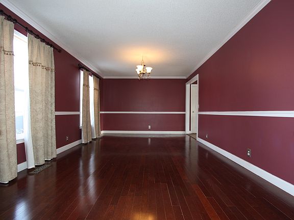 Formal Dining/Living Room