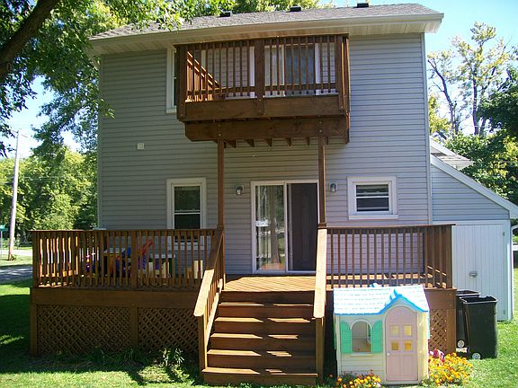2nd image of 1112 Otter Creek St