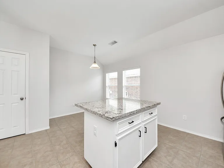 20418 Port Bishop Ln — Photo 17