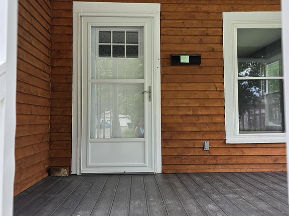 3rd image of 501 S 6th St