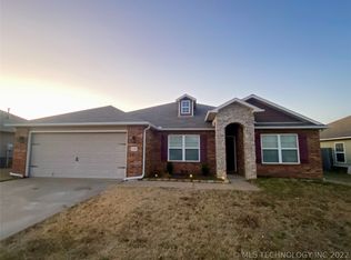 9348 S 255th East Ave, Broken Arrow, OK 74014