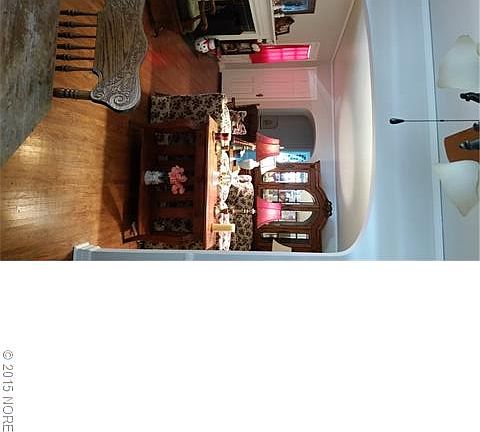 5th image of 1328 S Winston Ave