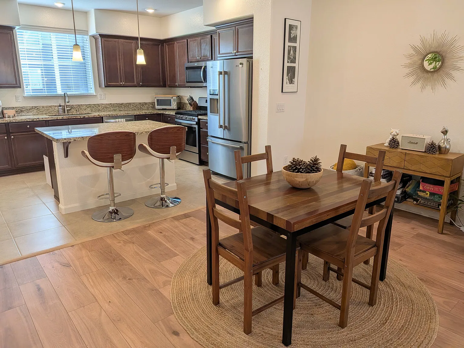 2 bed, 2.5 bath, 1489 sqft, $2,495 — Photo 4