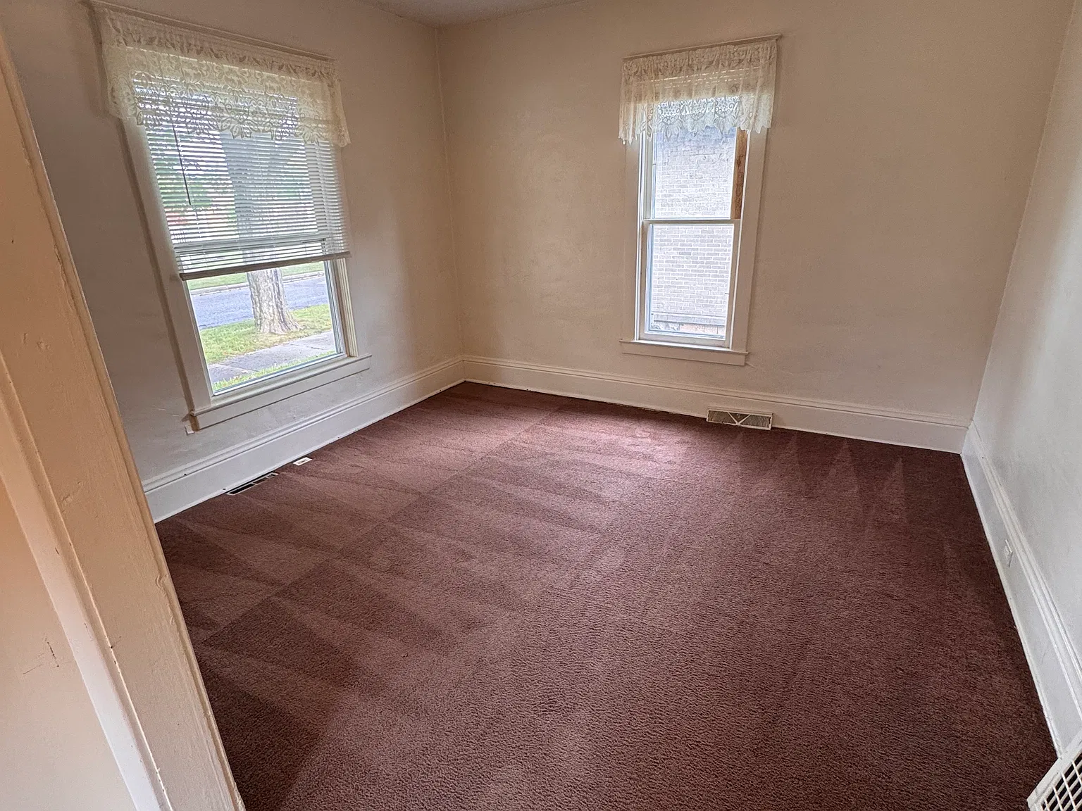 2 bed, 900 sqft, $800 — Photo 3