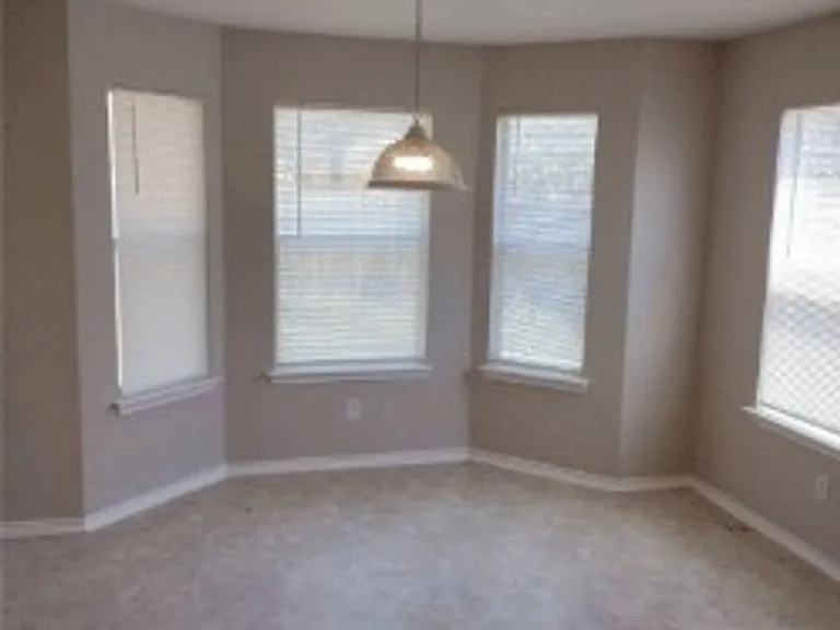 10307 Roseangel Ln — Photo 7