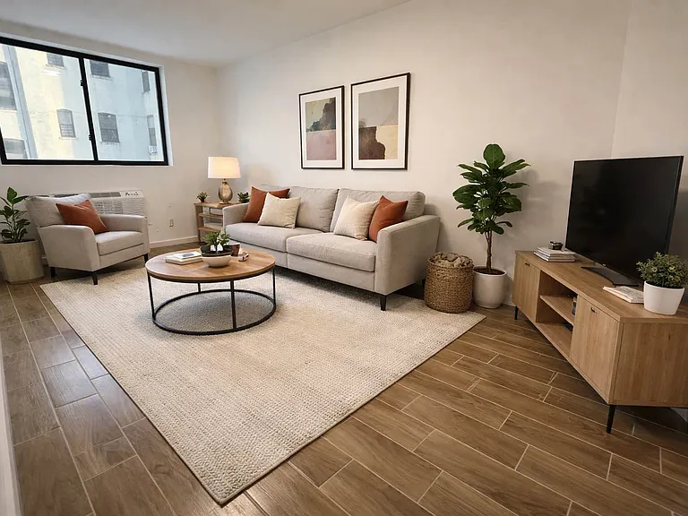 680 Courtlandt Ave #4B — Photo 2