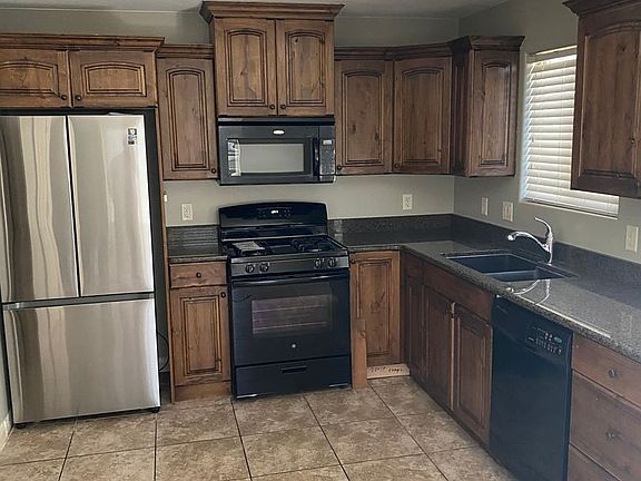 5th image of 340 W 1425 N #89