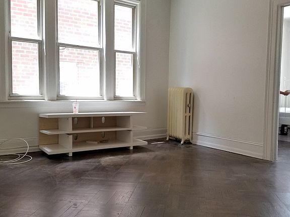 2nd image of 2536 14th St