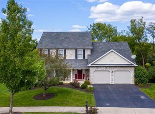33 Morningside Dr, Easton, PA 18045