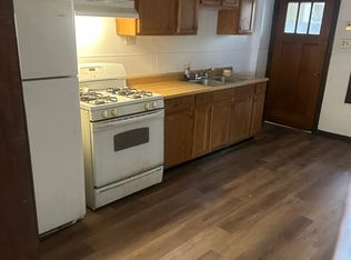 548 Middle Ave APT A, Wilmerding, PA 15148