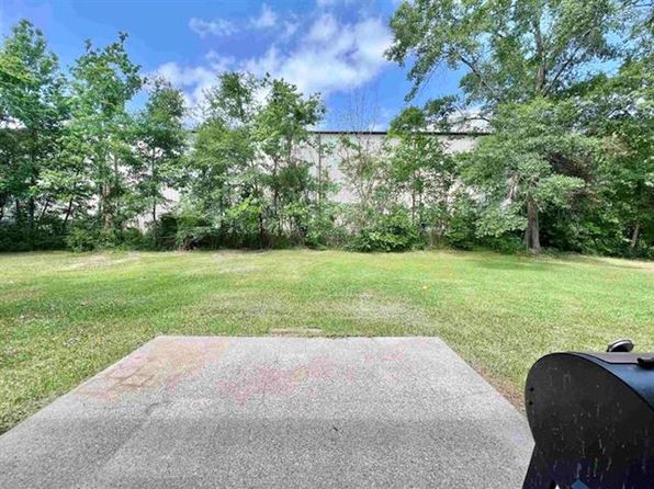205 Reynolds Ln, Vidor, TX 77662