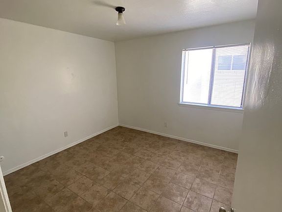 4th image of 1313 Dickerson Dr SE APT A