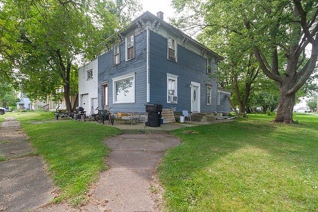 1st image of 105 S Grant St