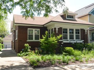 2631 W Eastwood Ave, Chicago, IL 60625