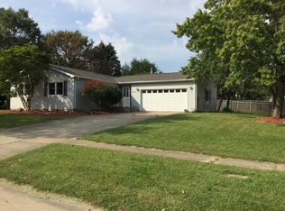 2701 Susan Stone Dr, Urbana, IL 61802