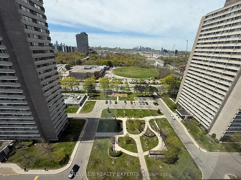 725 Don Mills Rd #1903 — Photo 11