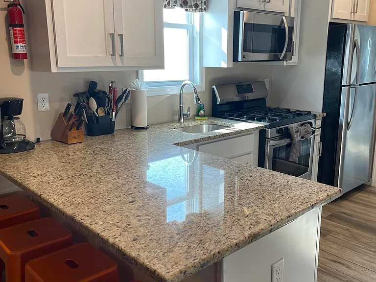 241 Hiering Ave — Photo 25