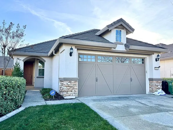 8313 Peak Forest Way, Elk Grove, CA 95757