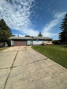 513 Washington St SE, Warroad, MN, 56763