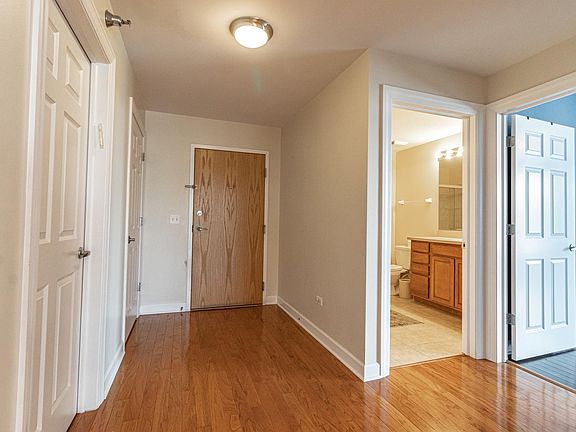 4th image of 9360 Skokie Blvd Unit 522