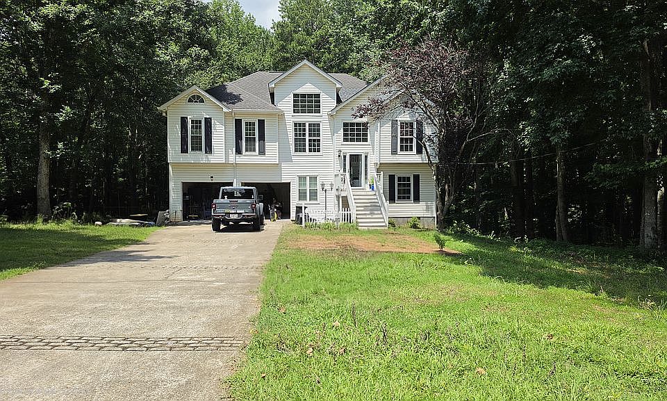 1st image of 215 Ashley Trace Dr