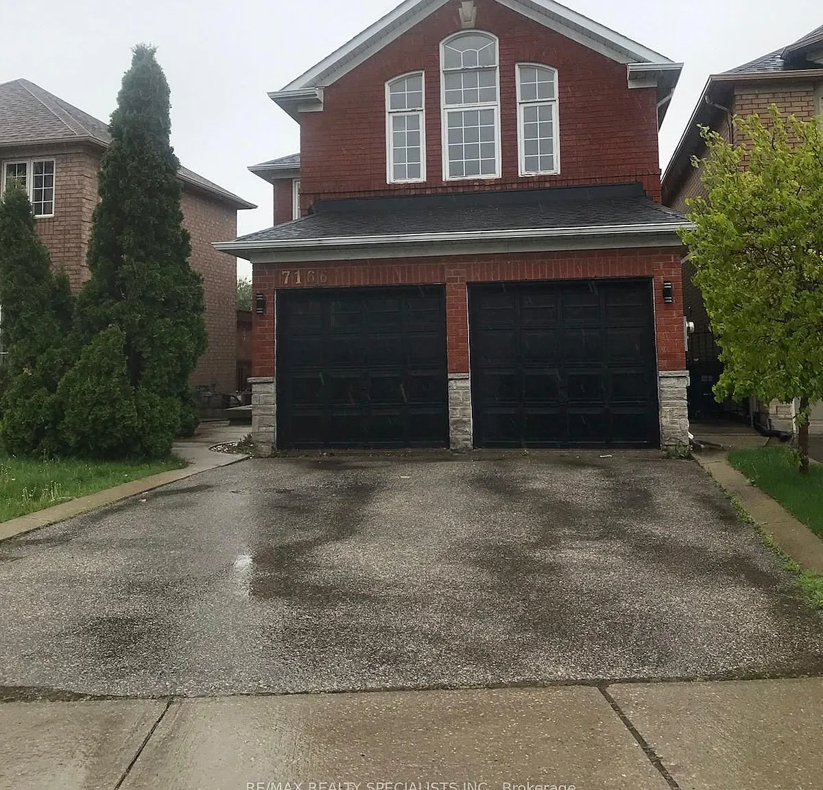 4 bed, $4,500 — Photo 1