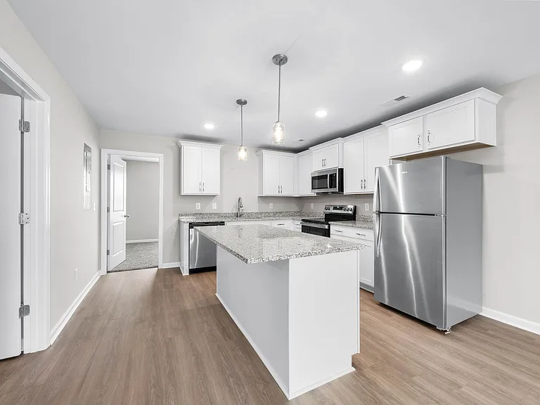 2201 Eldos Trace Cir — Photo 40