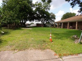 1016 Paul St, Pasadena, TX 77506
