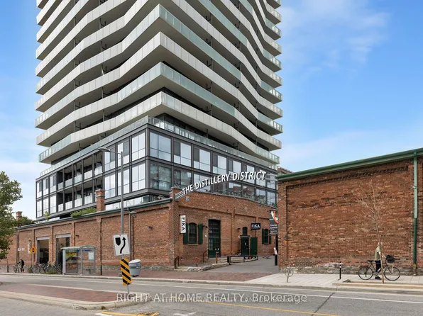 390 Cherry St #1405, Toronto, ON M5A 0E2