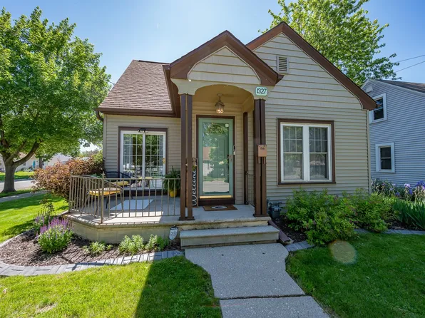 1327 12th Ave, Green Bay, WI 54304