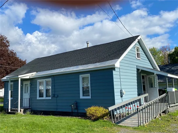 215 Northwood Dr, Syracuse, NY 13211