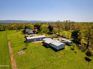 1421 Salem Loop, Greenback, TN 37742