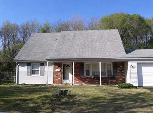 105 Genesee Ln, Willingboro, NJ 08046