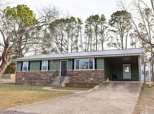 633 Vine St, Gassville, AR 72635