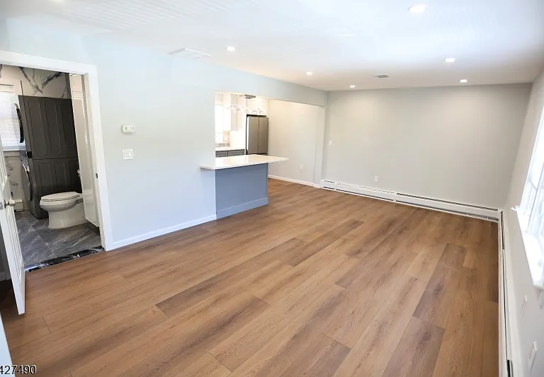 210 Walnut St #R — Photo 5