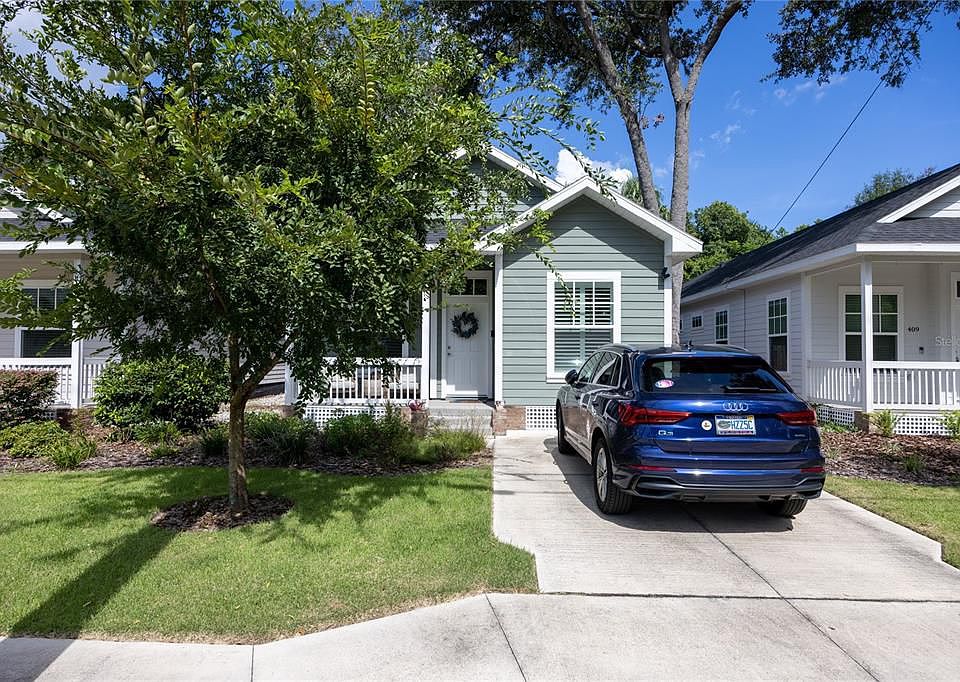 1st image of 411 NW 2nd St