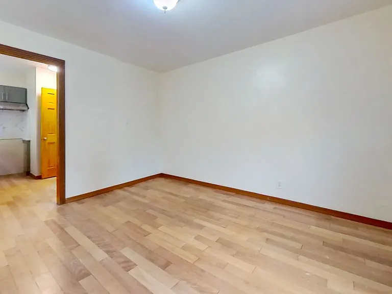 3042 Brighton 5th St #2F — Photo 2