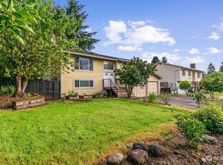 14909 NE 8th St, Vancouver, WA 98684