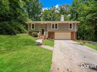 1230 Enota Cir, Gainesville, GA 30501