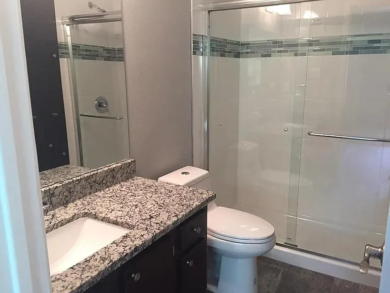 4604 Brown Bark Pl #B — Photo 8