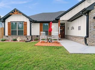17843 County Road 498, Lindale, TX 75771