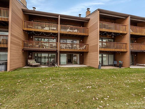 2nd image of 48051 Bayshore Dr