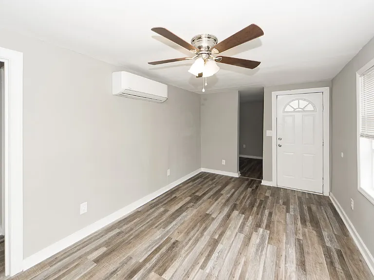 209 Testament Ln — Photo 23