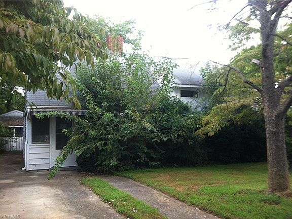 2nd image of 1209 Park Ave